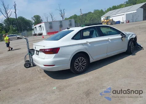 2019 Volkswagen Jetta 1.4T Sel z USA, uszkodzony, nr VIN 3VWE57BUXKM096975